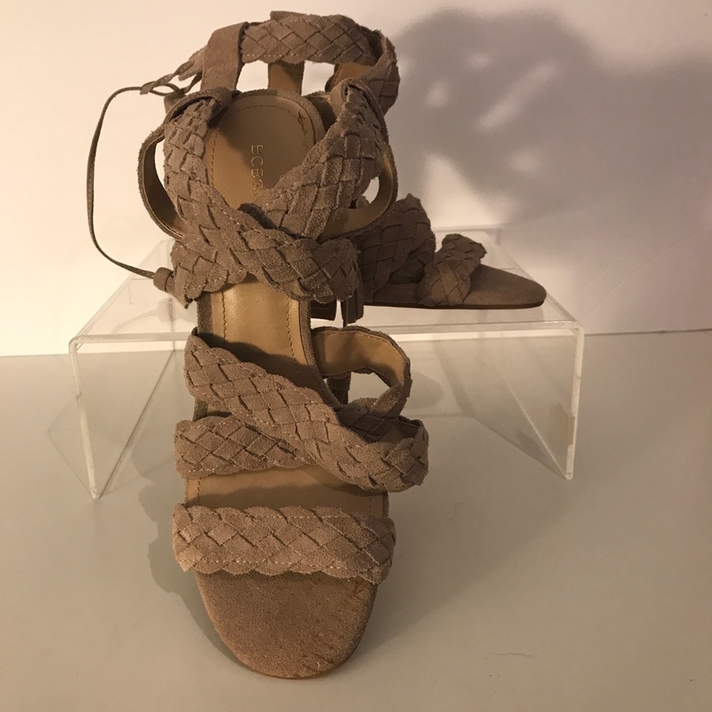 BCBG Suede Ankle Tie Sandal. Size 8